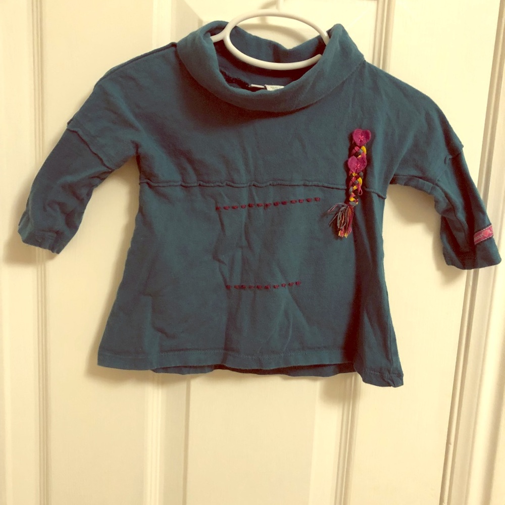 Naartjie girls long sleeve shirt.